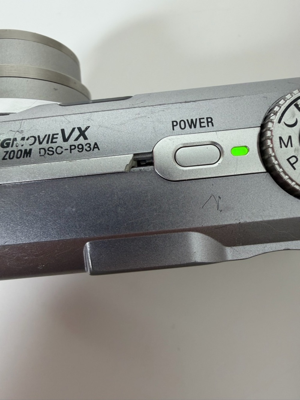 Sony Cyber-shot 5.1MP Digital Camera DSC-P93A Silver - TESTED & WORKING - Picture 9 of 16